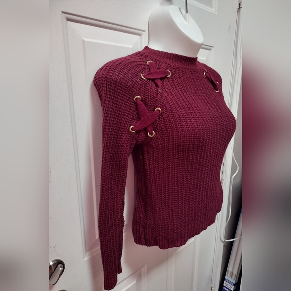 Love by Chelsea Maroon Stitch Crew Neck Sweater Sz M - Picture 5 of 6